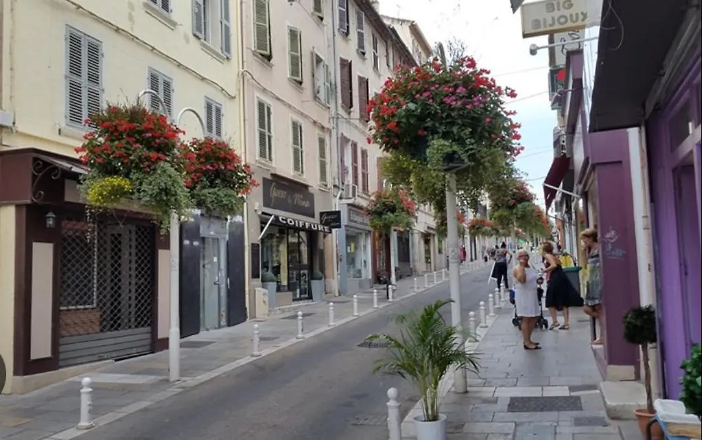 Charmant Studio Au Coeur Du Mourillon Toulon Apartmán